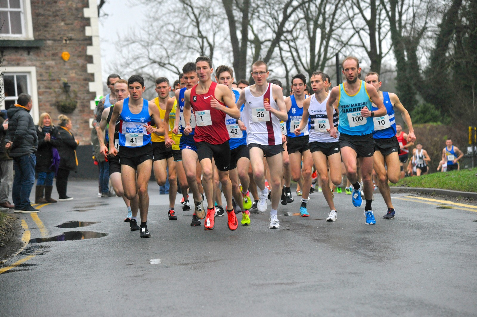 Race Records broken at Ribble Valley 10k & Harriers set 12 New PB’s + Northern Championship Medals – Burnley Christmas Cracker 4 Mile – Boxing Day 10k – Whinberry Naze