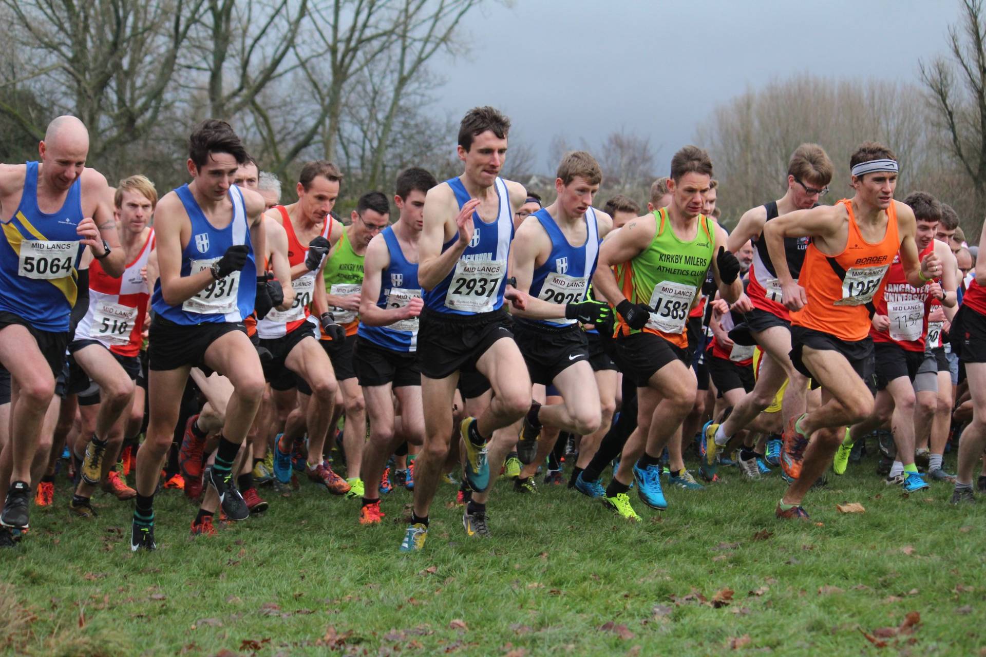 Senior Men & Women Win Mid Lancs at Burnley – Bronze Medals for Matt (U17 1500m) & Dominic (Senior 800m) at Northern Indoor Championships – Victoria Wins Garstang 10k – 3rd Place for Calum at East Lancs Hospice 10k – On the Fells with the Harriers