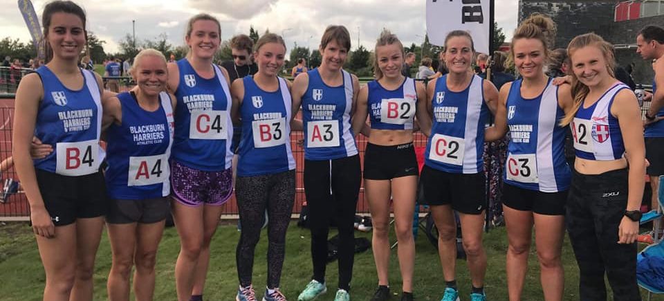 Harriers Win 10 Medals at Road Relays – Jess 5th and Rob sets new PB in New York Mile – Holly in top 5 at Brussels Diamond League – Matt sets new 800m PB at Trafford – On the Fells with the Harriers
