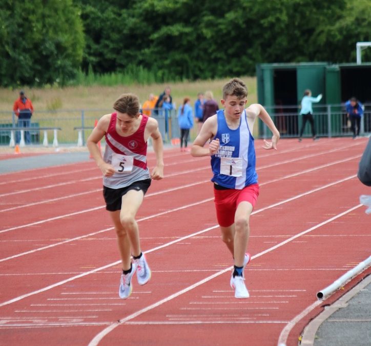 2nd for Harriers in UKYDL – Top 5 for Nick at Hendon Brook – Peter & Jan in 10k’s – Jack & Evie at Howgill’s FRA Junior Championships – Wins & PB’s for Harriers at Trafford