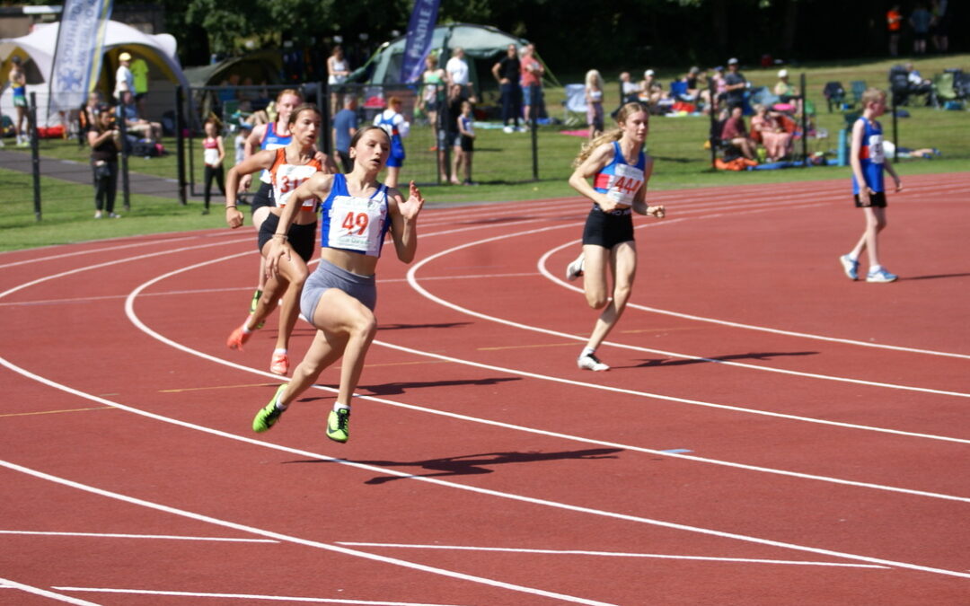 At the National U20/U23 Championships with the Harriers – Isabel Wins selection for Junior Home International – Good day for the Harriers at Mid Lancs posting 31 Wins
