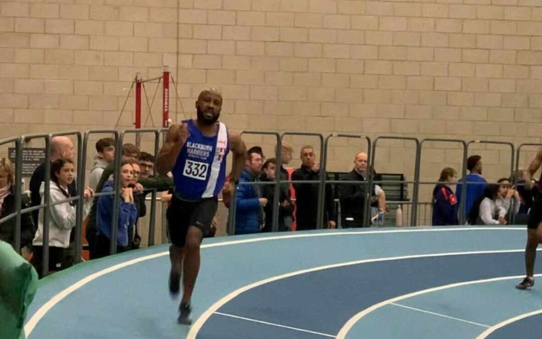 New Indoor PB’s & Wins for Harriers at Sportcity – Battle of the Dinosaurs at the Turkey Trot