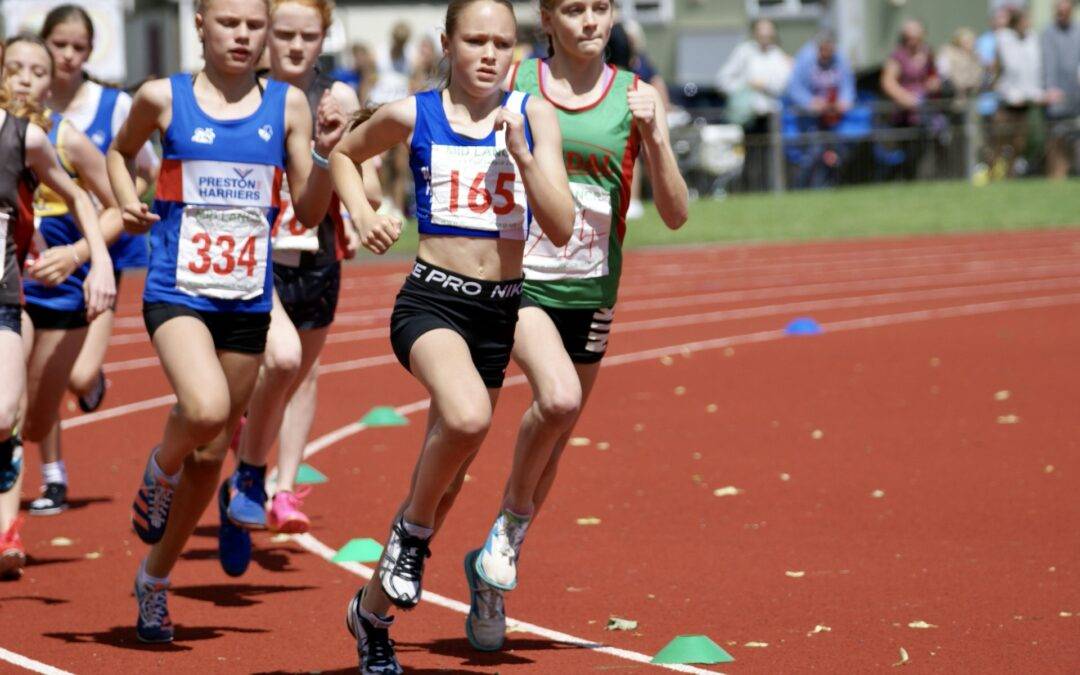 Kara Wins Gold at SIAB – 16 New PB’s and 2 New Club Records at Mid Lancs – Maddie PB’s in BMC 1500m – Helen 2nd in Snowdon Open – Marc in top 15 at Ingleborough – Wins for James & Emily at Blackpool 10k – Padiham Greenway Junior Races