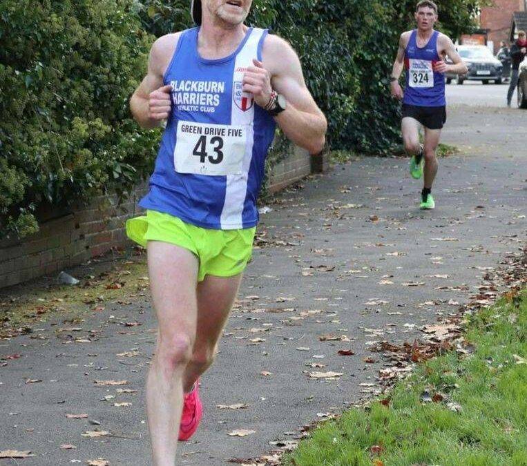 Daniel Wins Lancashire 5 mile Road Championships & New PB for James – David 3rd V55 at Leeds Abbey Dash – Jonny at Amsterdam Marathon