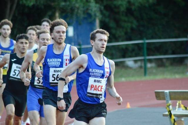 PB’s for Harriers athletes at Trafford